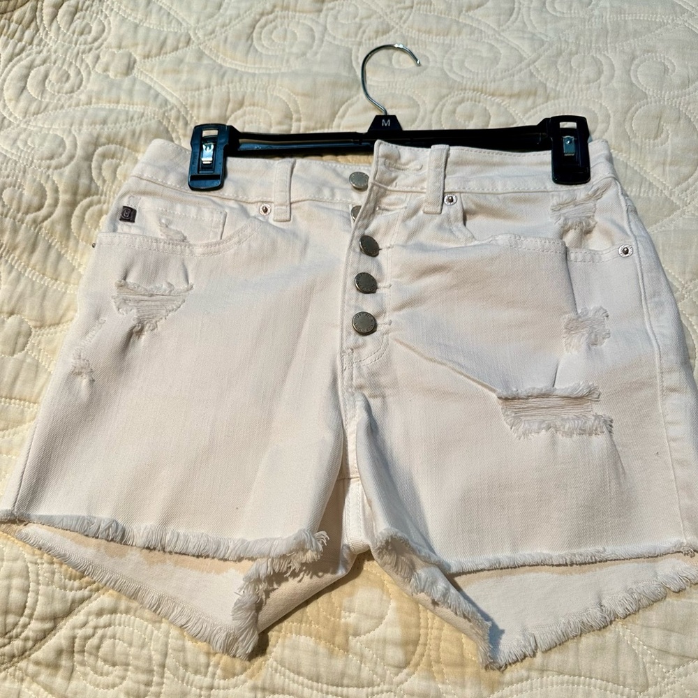 NWT Just USA White Frayed Hem Button Fly shorts